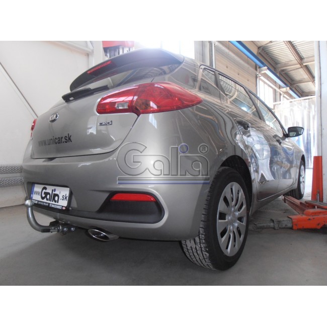 Теглич за HYUNDAI i30 12-