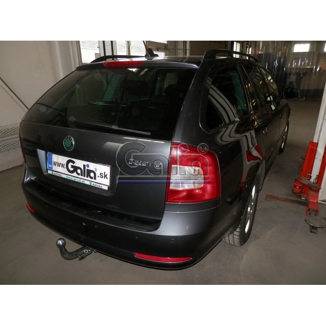 Теглич за ŠKODA OctaviaII 04-