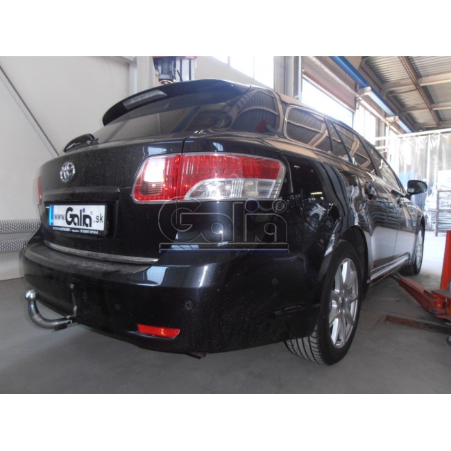 Теглич за TOYOTA Avensis 09-