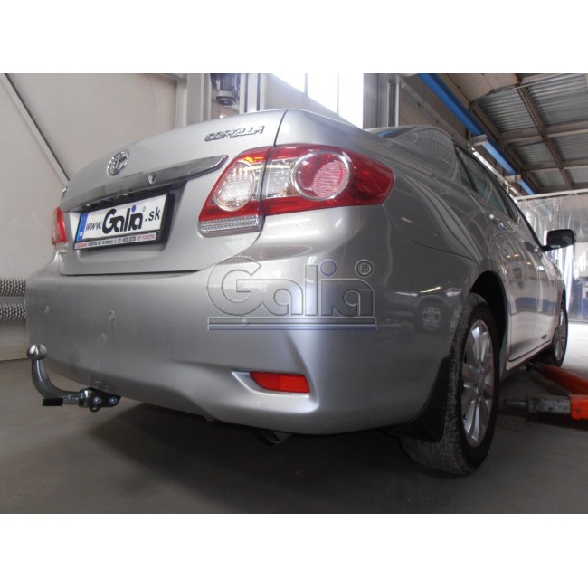 Теглич за TOYOTA Corolla 07-10