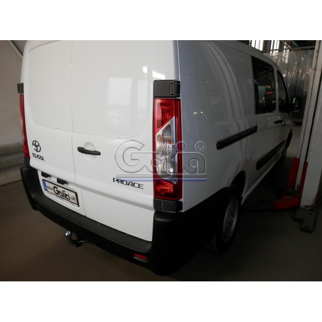 Теглич за TOYOTA Proace 06-